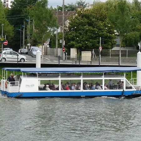 Ibis Budget St Christophe 2* Cergy