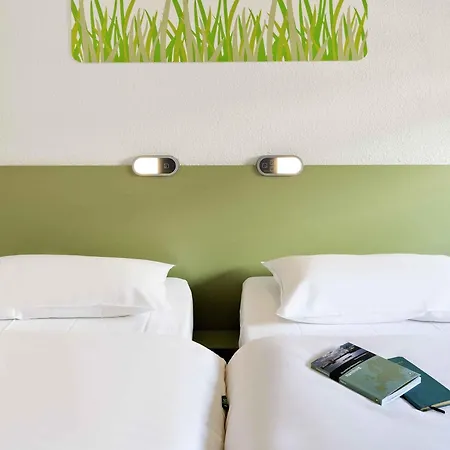 Hotell Ibis Budget St Christophe 2*