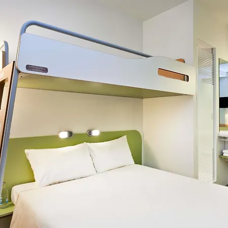 Ibis Budget St Christophe 2*