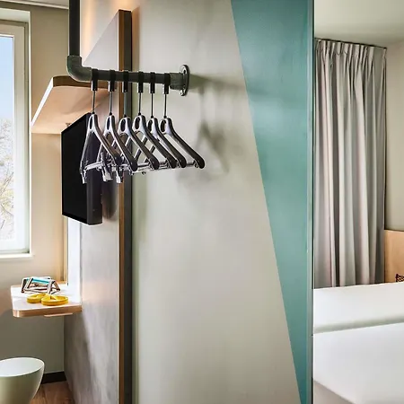 Ibis Budget St Christophe Hotel Cergy