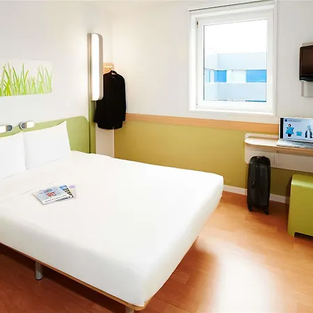 Ibis Budget St Christophe 2*