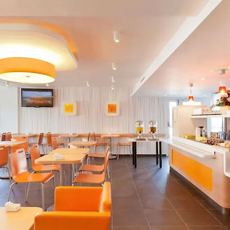 Hotel Ibis Budget St Christophe 2*