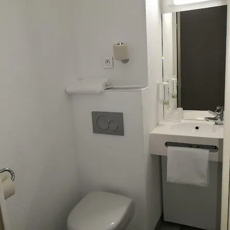 Ibis Budget St Christophe 2* Cergy