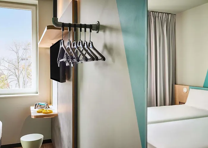 Ibis Budget St Christophe 酒店 塞尔吉
